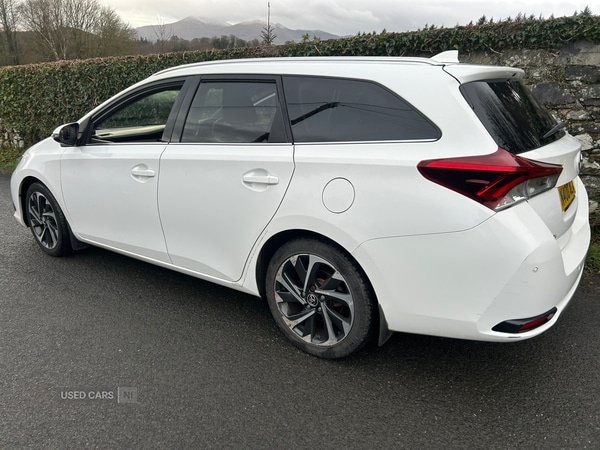 Used Toyota Auris 2015 for sale - 77217950: Photo 4