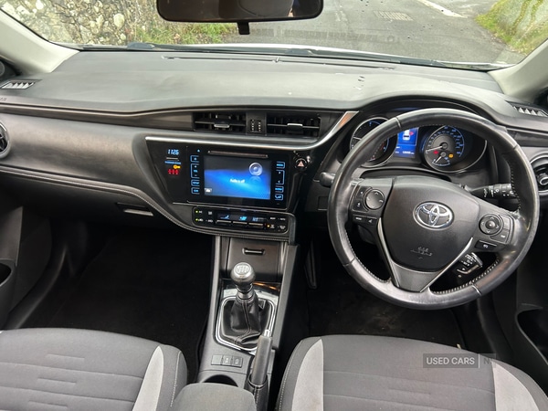 Used Toyota Auris 2015 for sale - 77217950: Photo 9