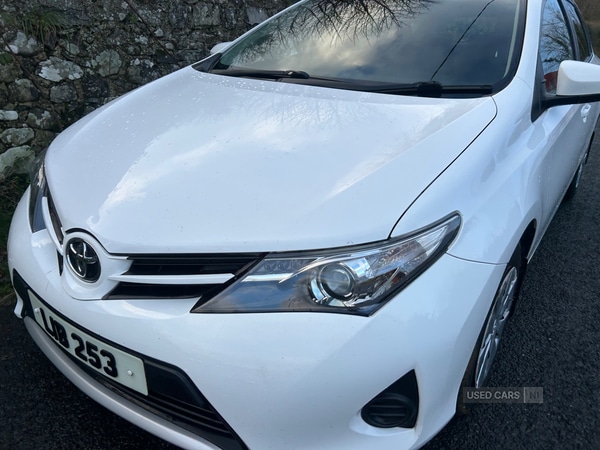 Used Toyota Auris 2013 for sale - 76646604: Photo 6