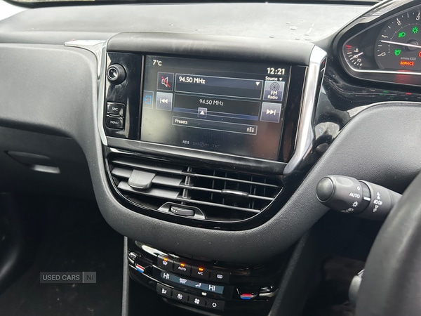 Used Peugeot 208 2015 for sale - 77217949: Photo 15