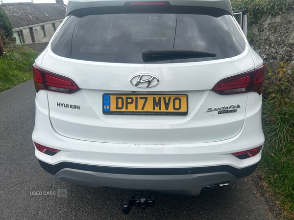 Used Hyundai Santa Fe 2017 for sale - 76190221: Photo 4