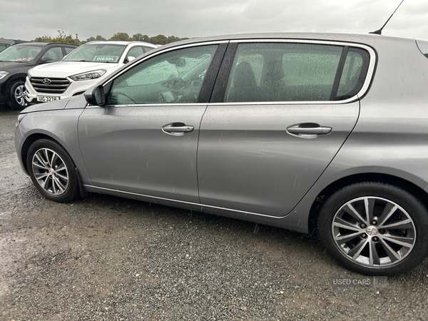 Used Peugeot 308 2016 for sale - 76099732: Photo 2