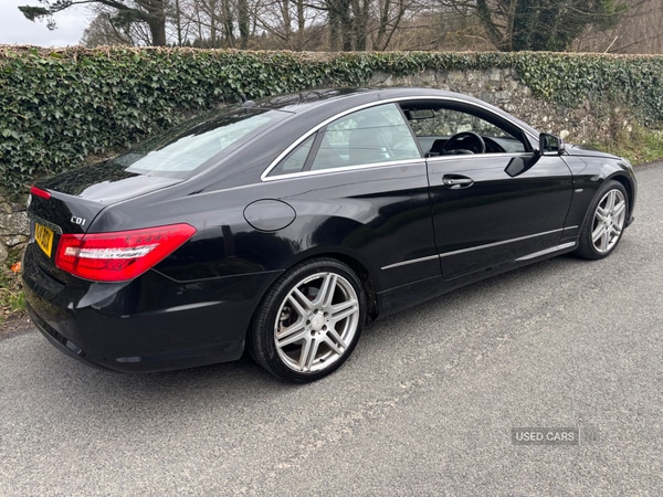 Used Mercedes-Benz E Class 2012 for sale - 77840217: Photo 2