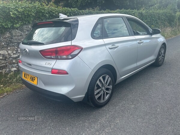 Used Hyundai i30 2017 for sale - 75280882: Photo 4