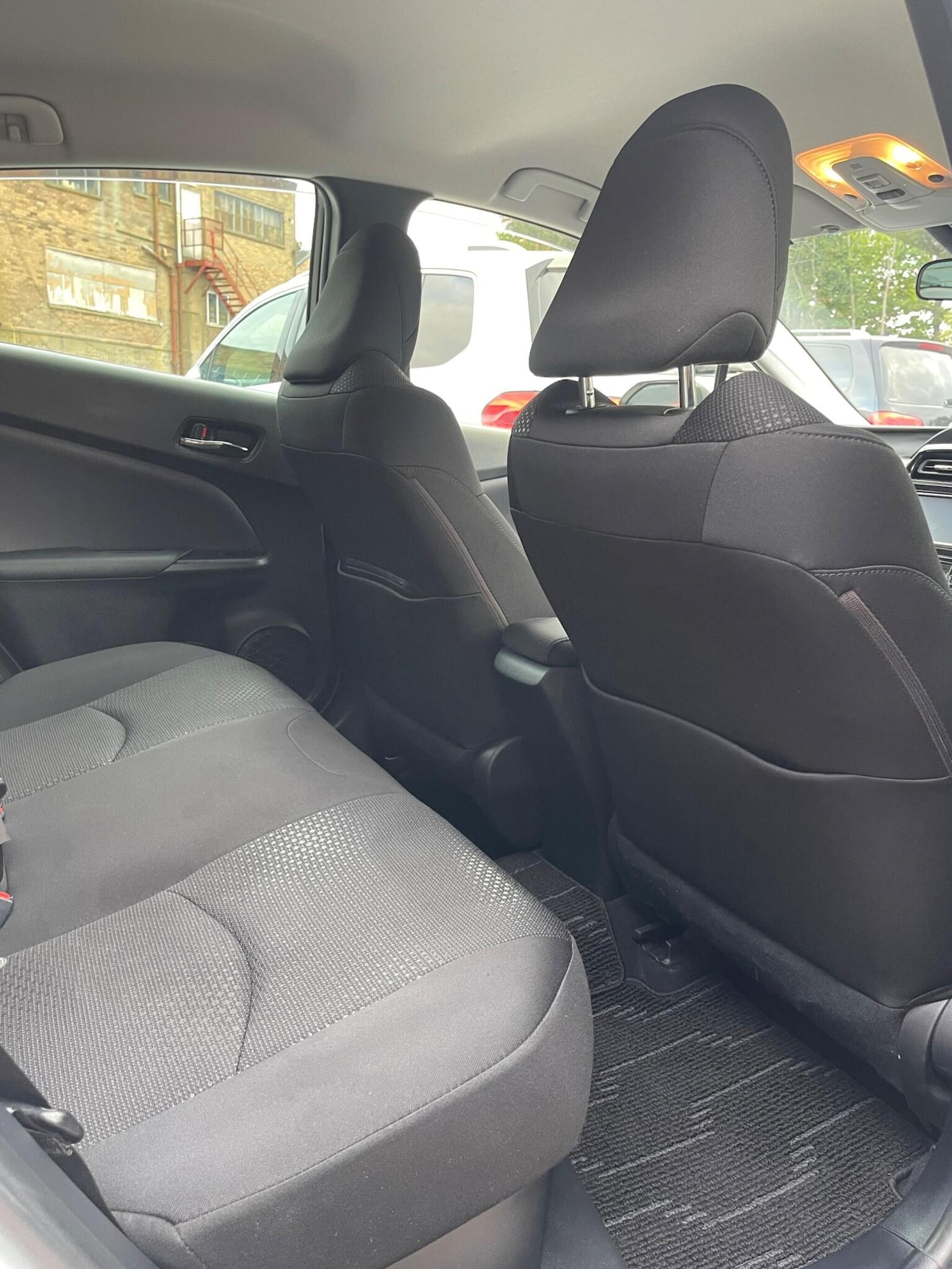 Used Toyota Prius 2020 for sale - 76418399: Photo 14