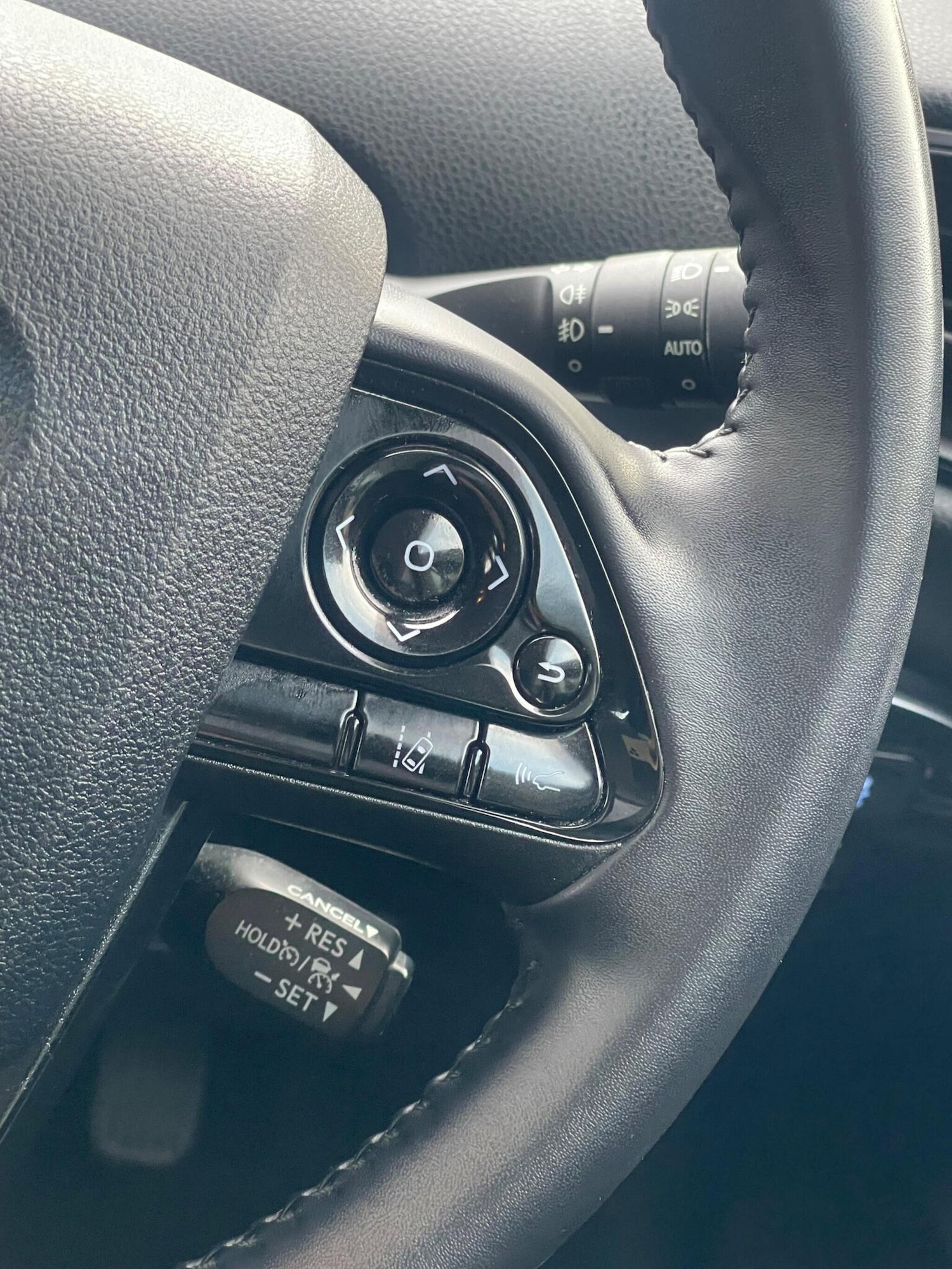 Used Toyota Prius 2020 for sale - 76418399: Photo 16