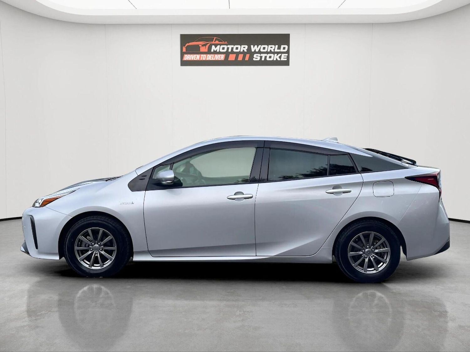 Used Toyota Prius 2020 for sale - 76340348: Photo 6