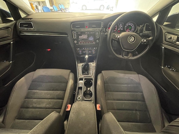 Used Volkswagen Golf 2015 for sale - 76192625: Photo 10