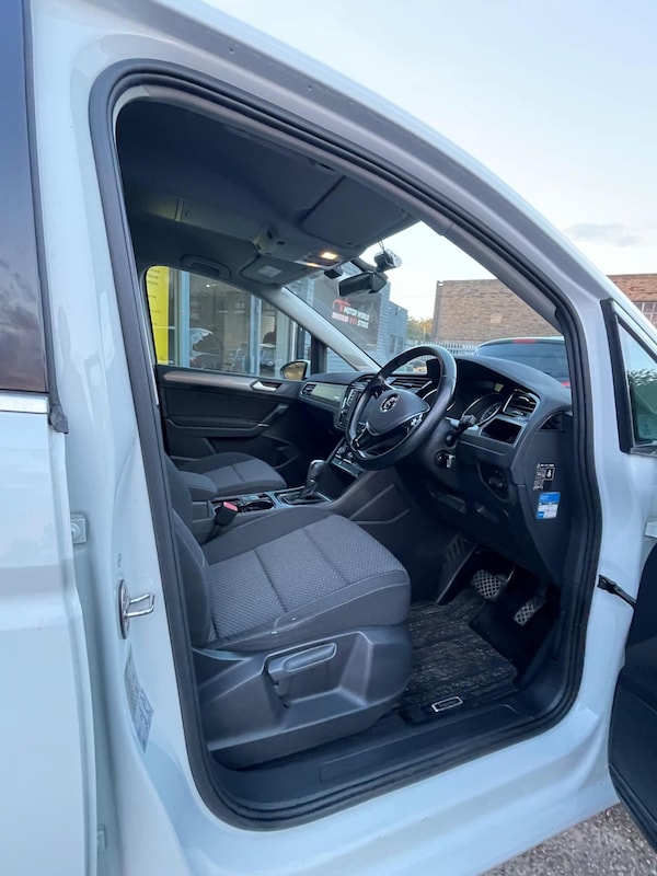 Used Volkswagen Touran 2017 for sale - 76177061: Photo 15