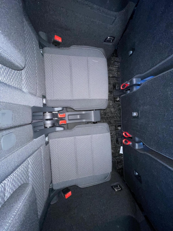 Used Volkswagen Touran 2017 for sale - 76177061: Photo 18