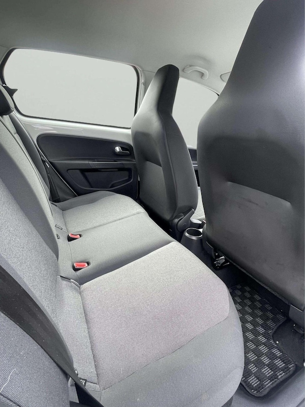 Used Volkswagen up! 2016 for sale - 76249322: Photo 14