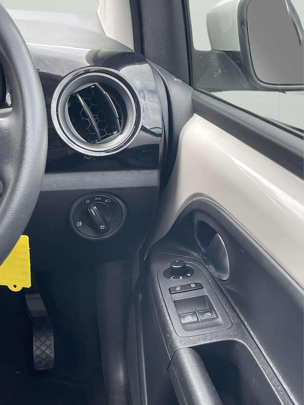 Used Volkswagen up! 2016 for sale - 76249322: Photo 17