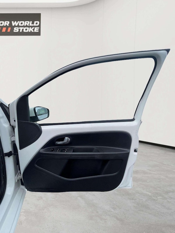 Used Volkswagen up! 2016 for sale - 76249322: Photo 19