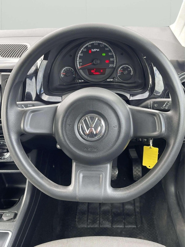 Used Volkswagen up! 2016 for sale - 76249322: Photo 25