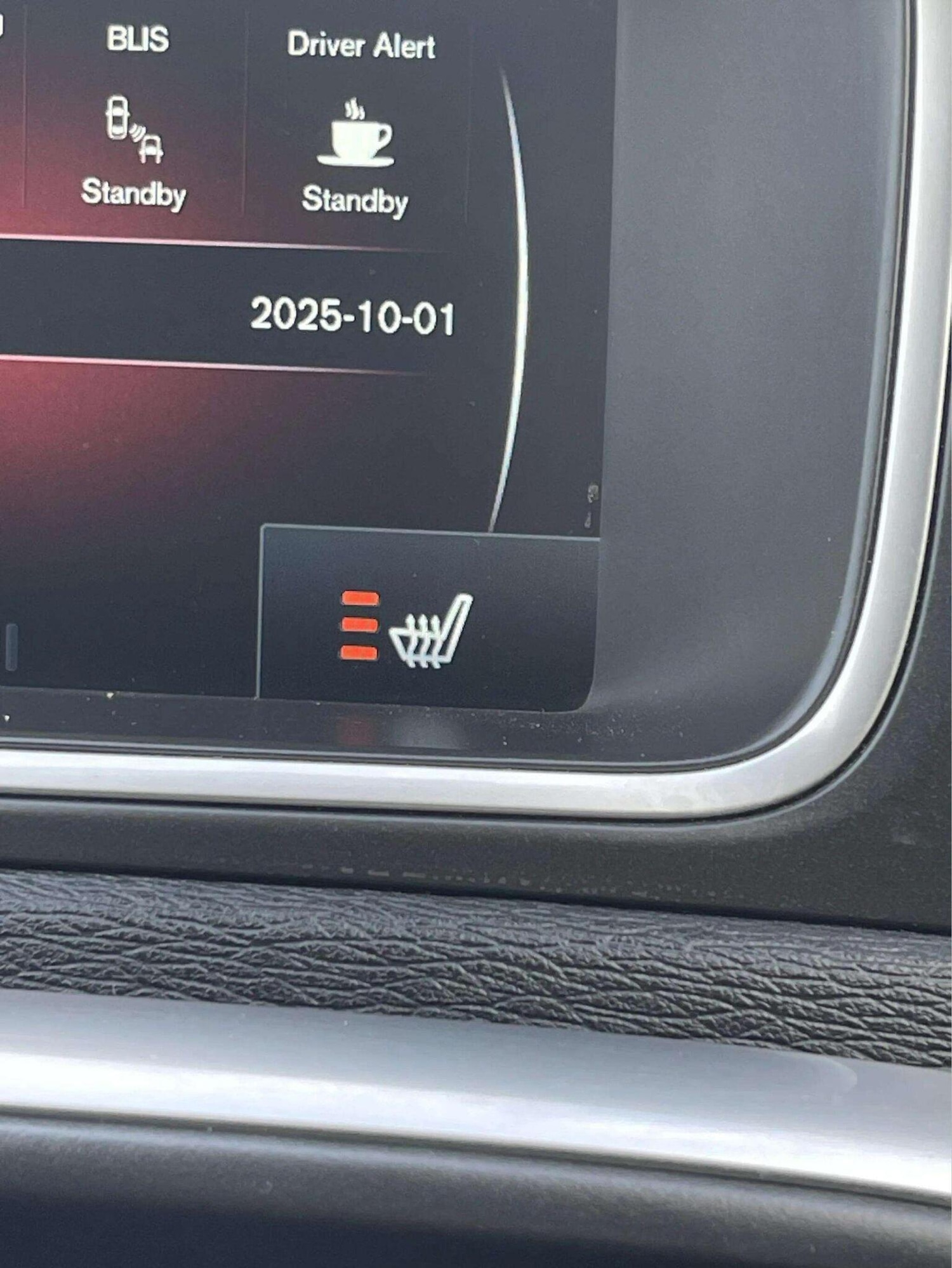 Used Volvo V40 2015 for sale - 76449410: Photo 25