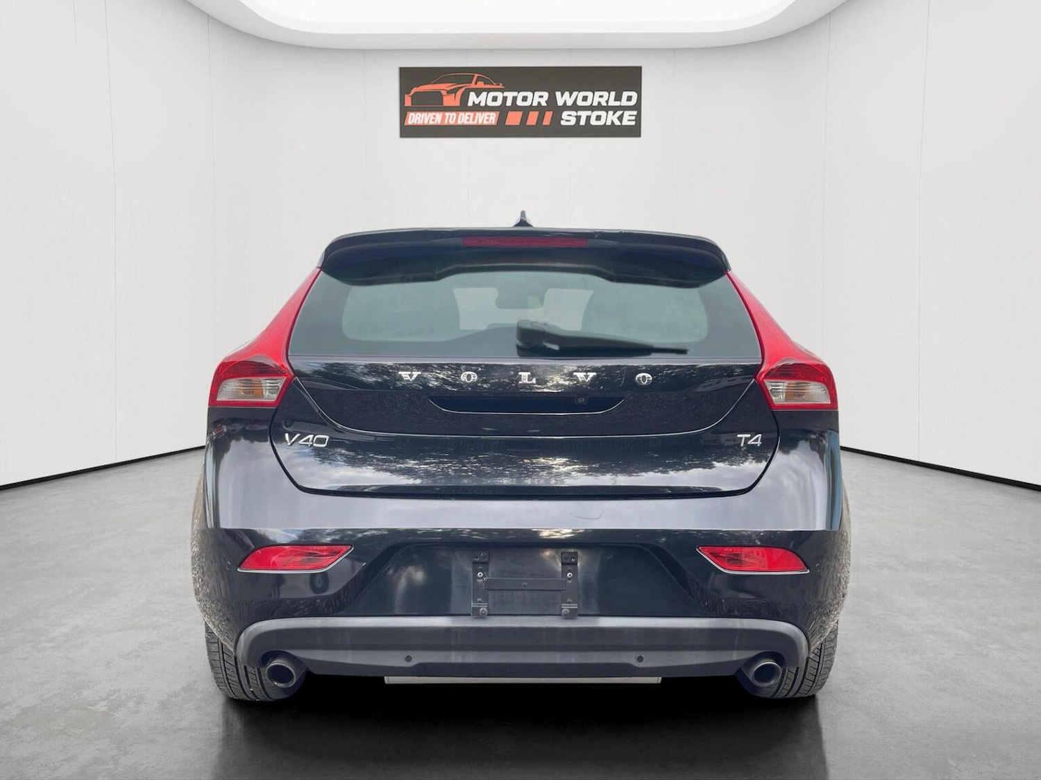 Used Volvo V40 2015 for sale - 76449410: Photo 6