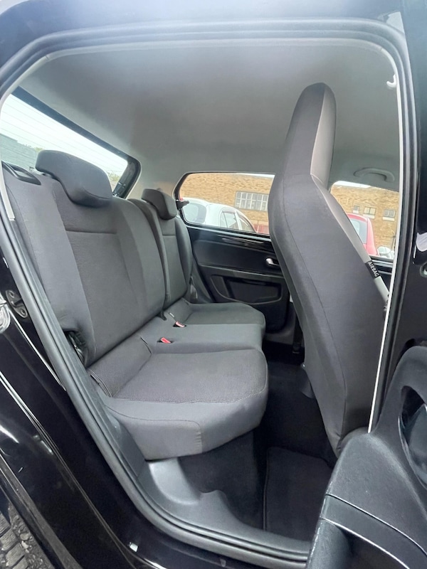Used Volkswagen up! 2013 for sale - 76237204: Photo 15