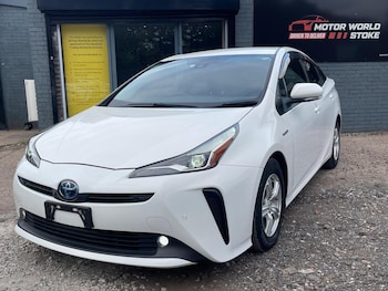 Used Toyota Prius 2020 for sale - 76154133: Photo