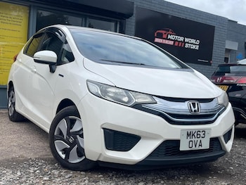 Used Honda Jazz 2014 for sale - 76154138: Photo