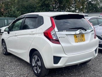 Used Honda Jazz 2014 for sale - 76154138: Photo