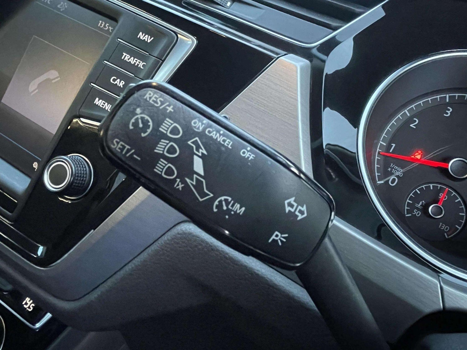 Used Volkswagen Touran 2017 for sale - 76497541: Photo 20