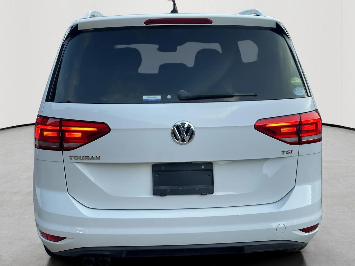 Used Volkswagen Touran 2017 for sale - 76497541: Photo 7