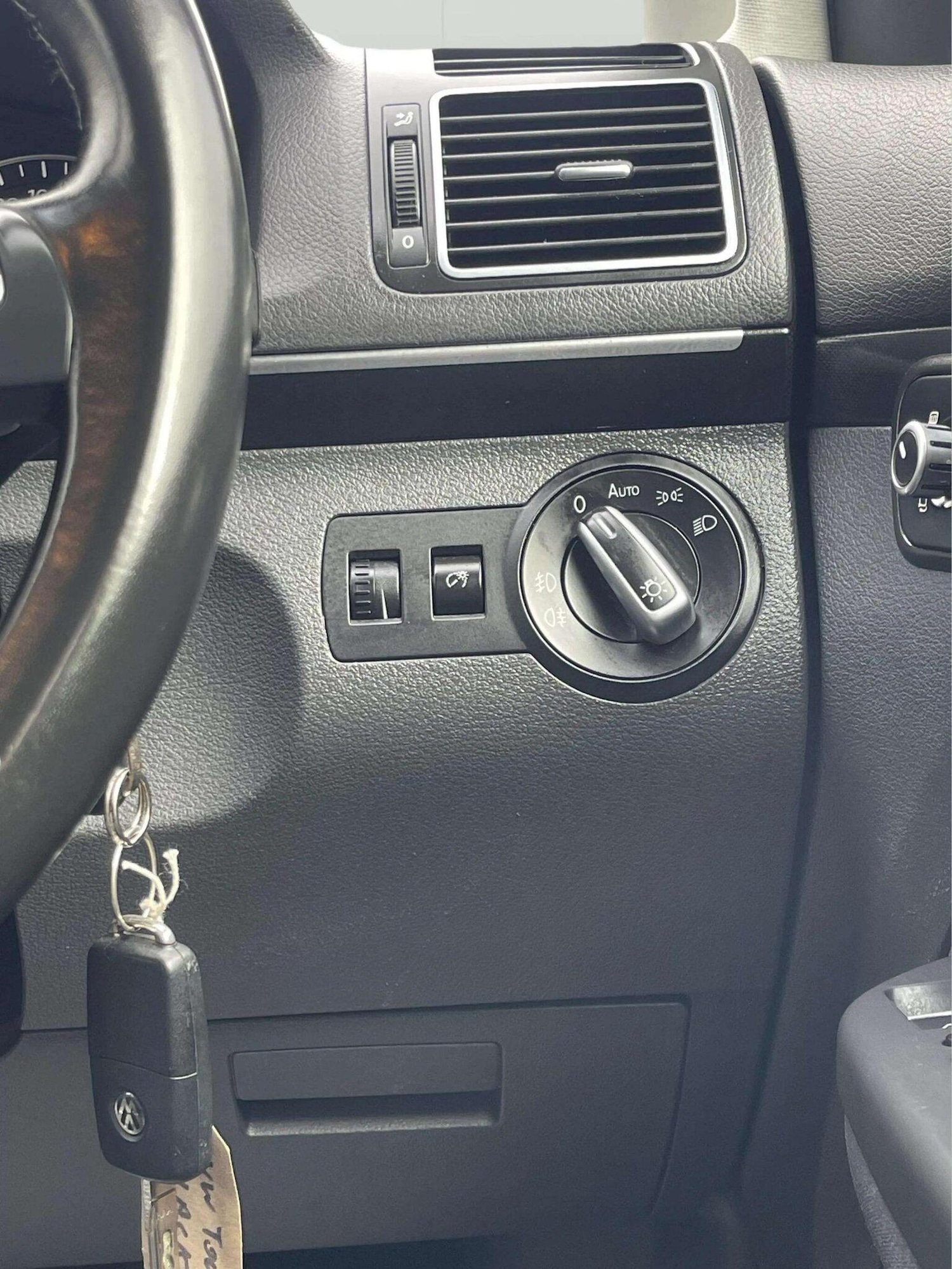 Used Volkswagen Touran 2013 for sale - 76334738: Photo 18