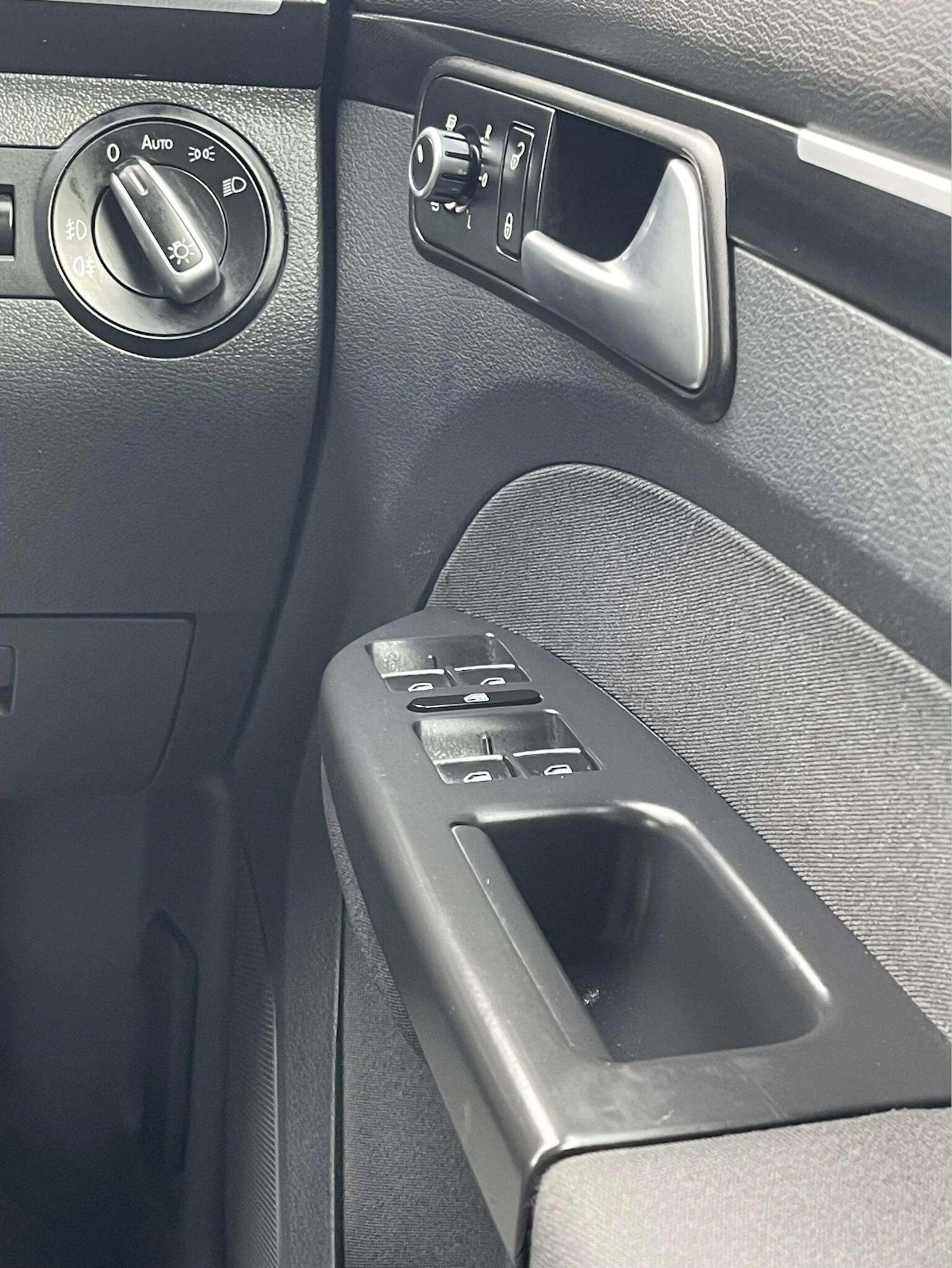 Used Volkswagen Touran 2013 for sale - 76334738: Photo 19