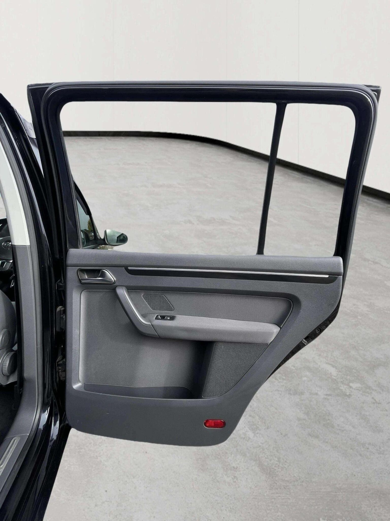 Used Volkswagen Touran 2013 for sale - 76334738: Photo 20