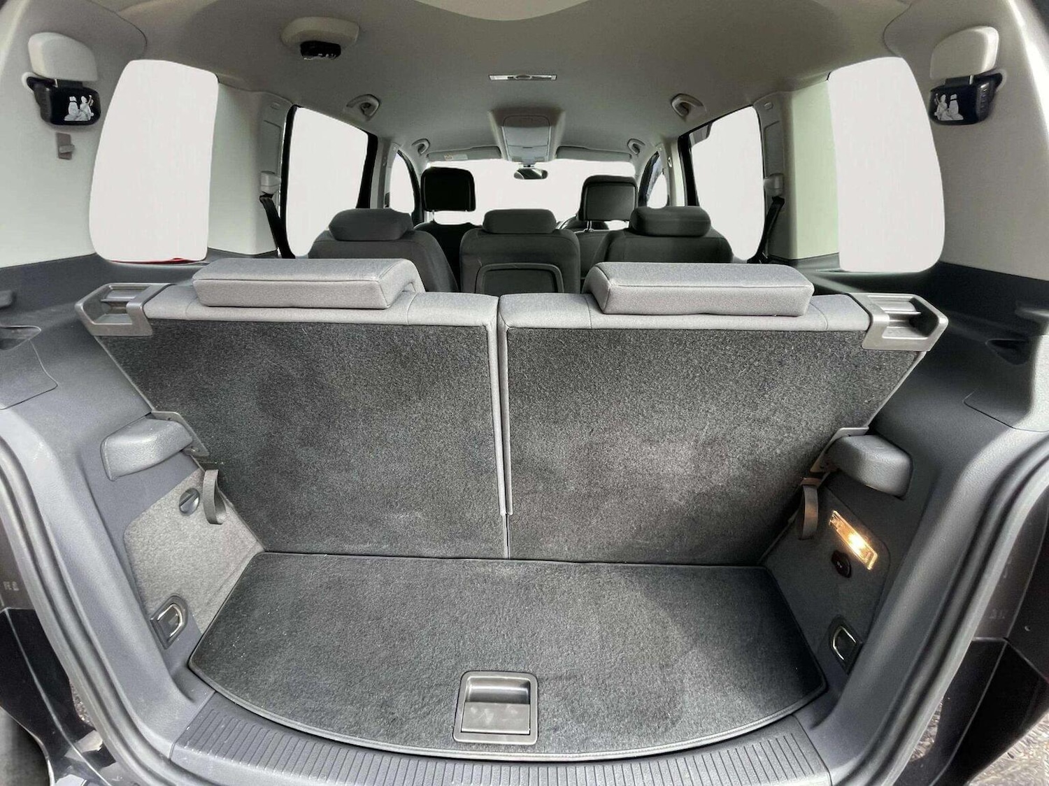 Used Volkswagen Touran 2013 for sale - 76334738: Photo 22