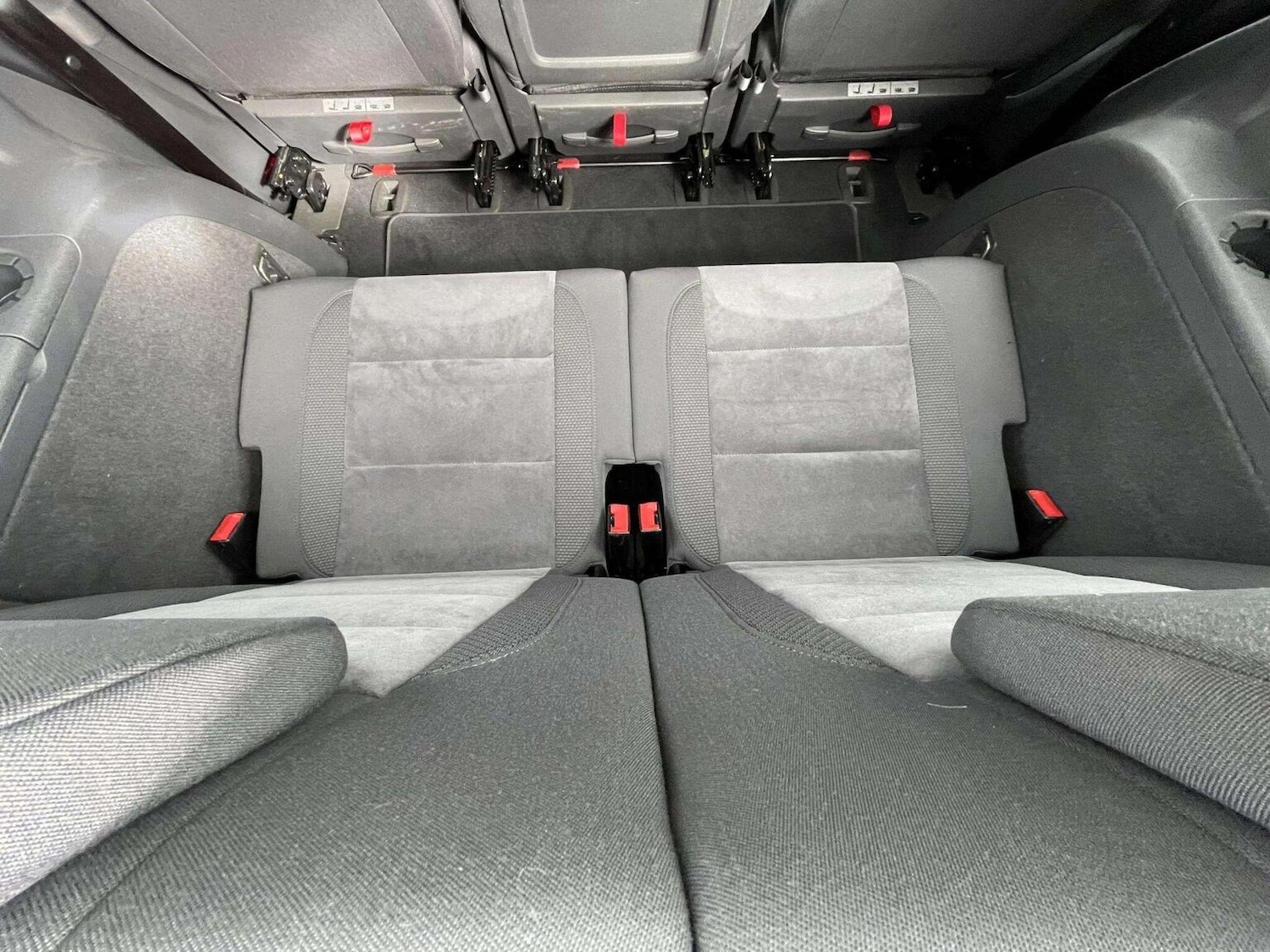 Used Volkswagen Touran 2013 for sale - 76334738: Photo 26