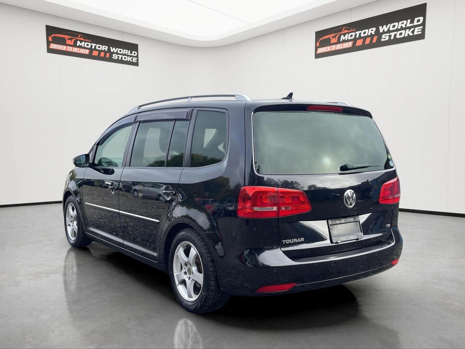 Used Volkswagen Touran 2013 for sale - 76334738: Photo 4