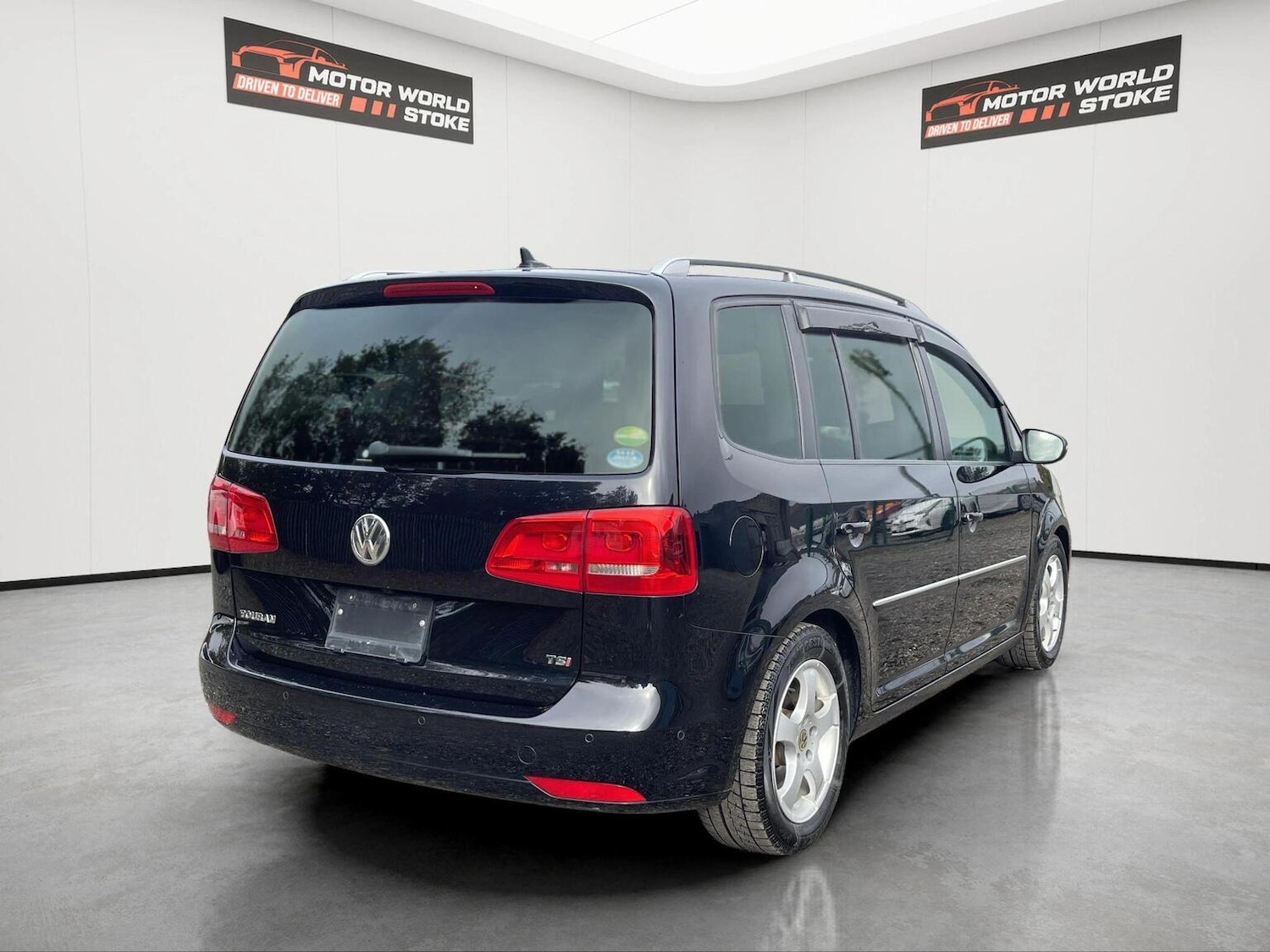 Used Volkswagen Touran 2013 for sale - 76334738: Photo 8