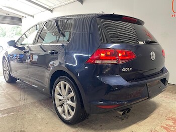 Used Volkswagen Golf 2015 for sale - 76154130: Photo