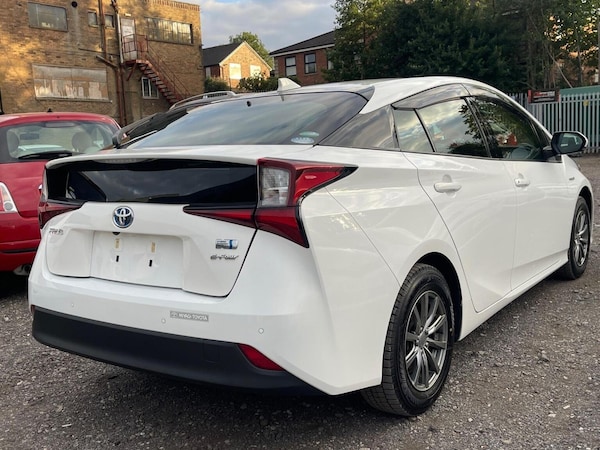 Used Toyota Prius 2020 for sale - 76192613: Photo 11
