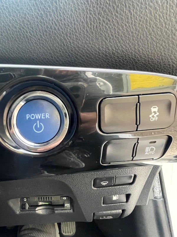Used Toyota Prius 2020 for sale - 76192613: Photo 18