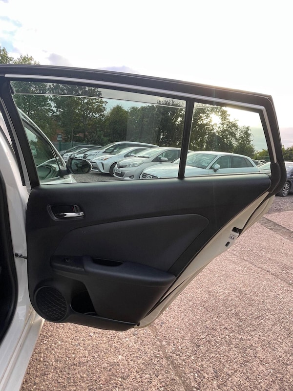 Used Toyota Prius 2020 for sale - 76192613: Photo 22