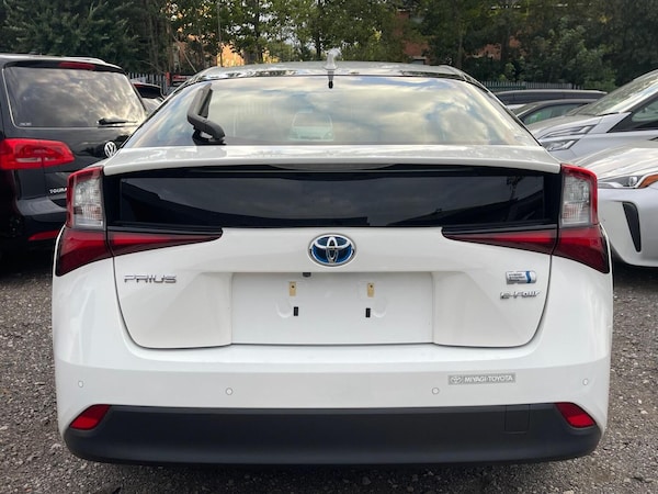 Used Toyota Prius 2020 for sale - 76192613: Photo 9