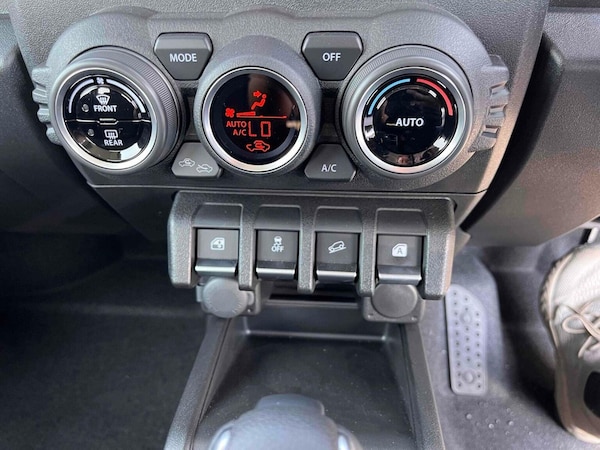 Used Suzuki Jimny 2024 for sale - 76312380: Photo 6