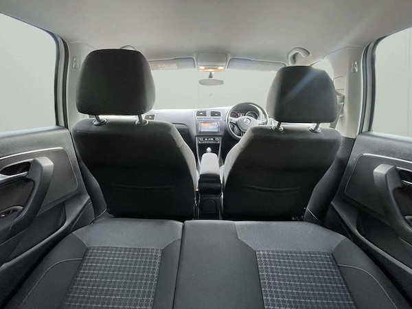 Used Volkswagen Polo 2015 for sale - 76192627: Photo 12