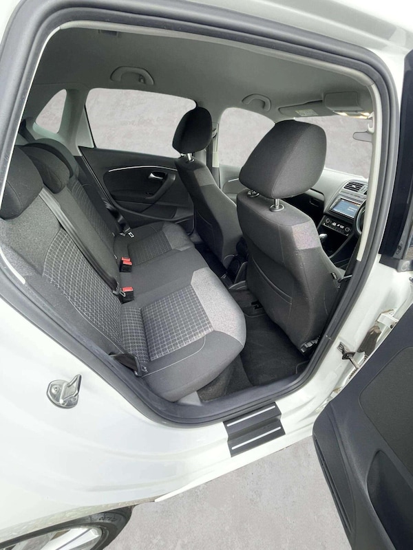 Used Volkswagen Polo 2015 for sale - 76192627: Photo 13