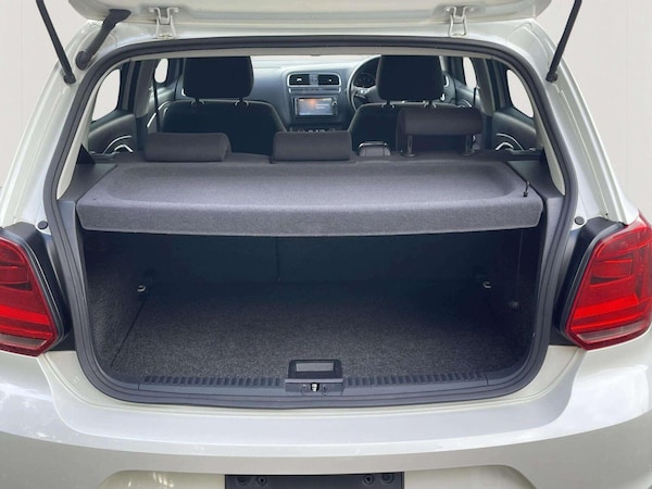 Used Volkswagen Polo 2015 for sale - 76192627: Photo 26
