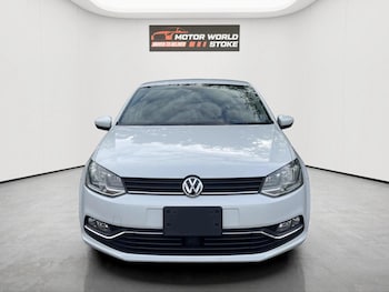 Used Volkswagen Polo 2015 for sale - 76192627: Photo 2