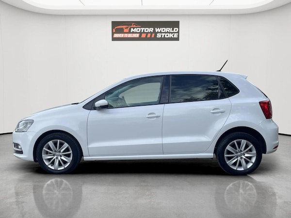 Used Volkswagen Polo 2015 for sale - 76192627: Photo 5