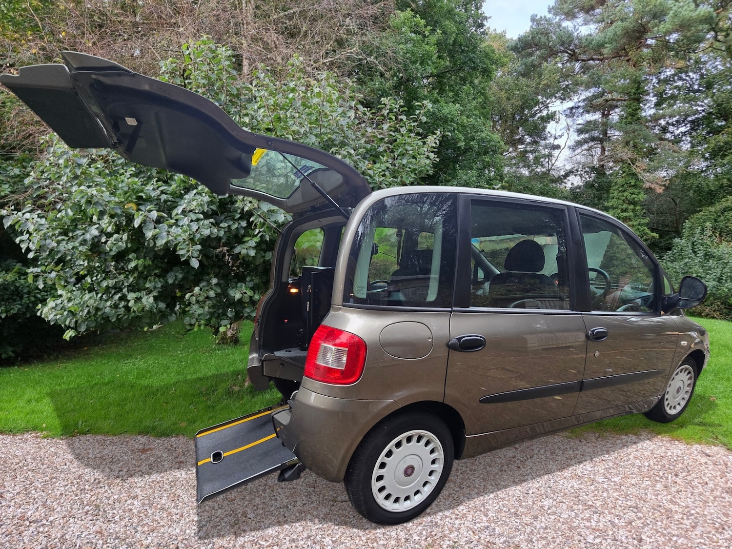 Used Fiat Multipla 2010 for sale - 76978667: Photo 1