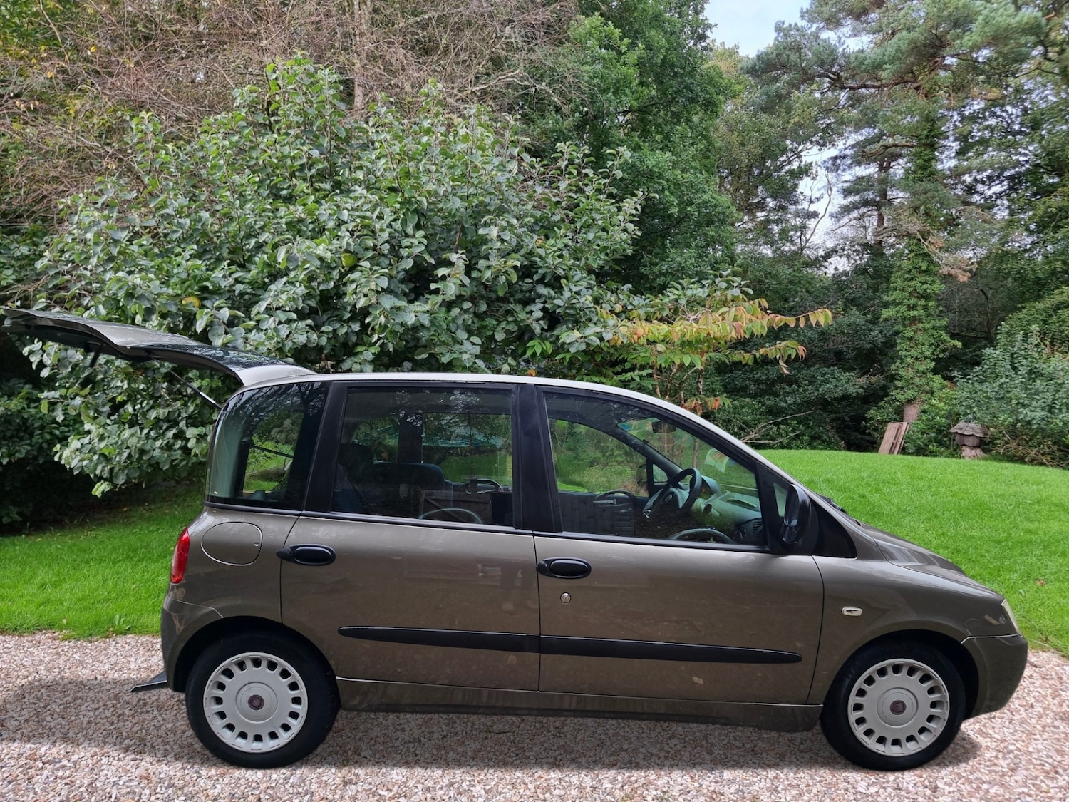 Used Fiat Multipla 2010 for sale - 76978667: Photo 25