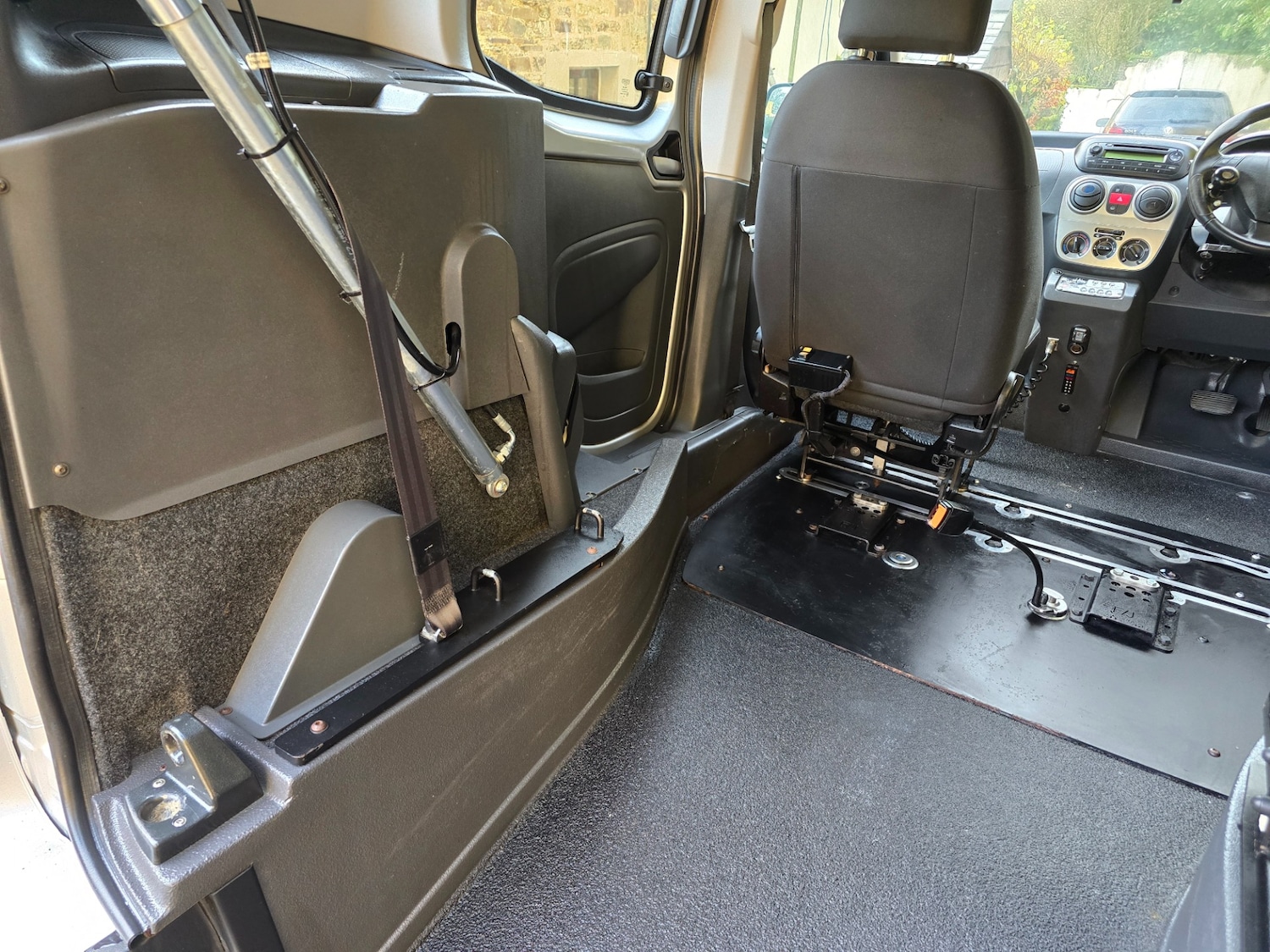 Used Fiat Qubo 2011 for sale - 76377032: Photo 26