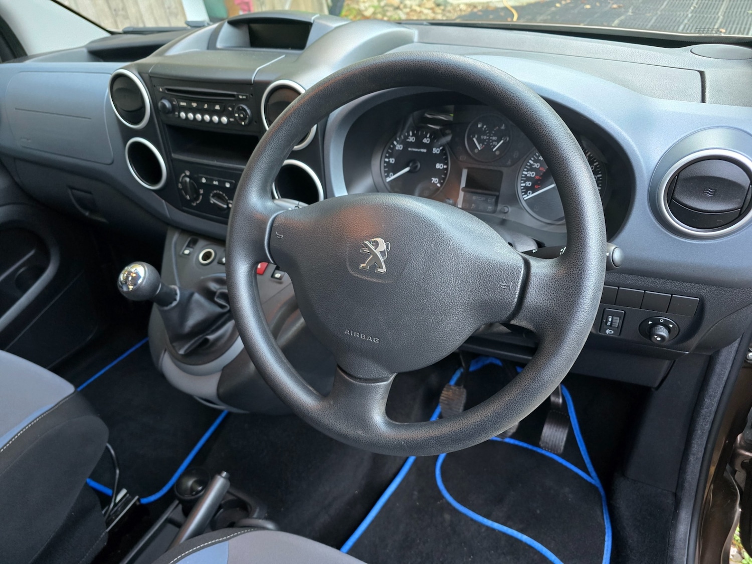 Used Peugeot Partner Tepee 2014 for sale - 76377034: Photo 25