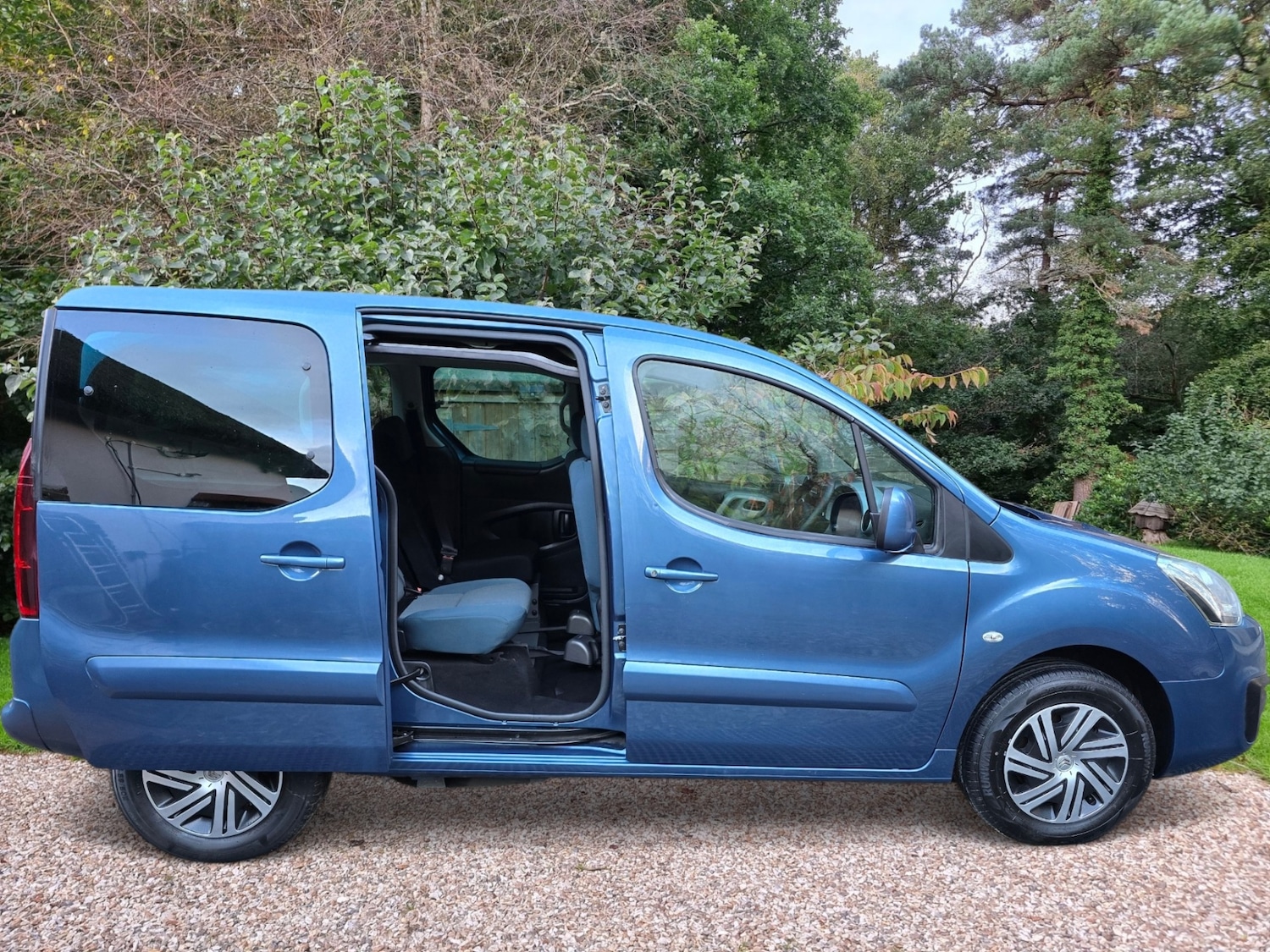 Used Citroen Berlingo Multispace 2017 for sale - 76694927: Photo 11