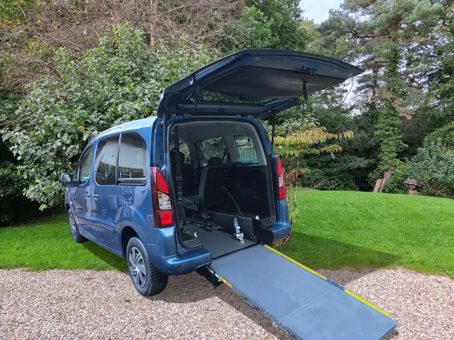 Used Citroen Berlingo Multispace 2017 for sale - 76694927: Photo 2